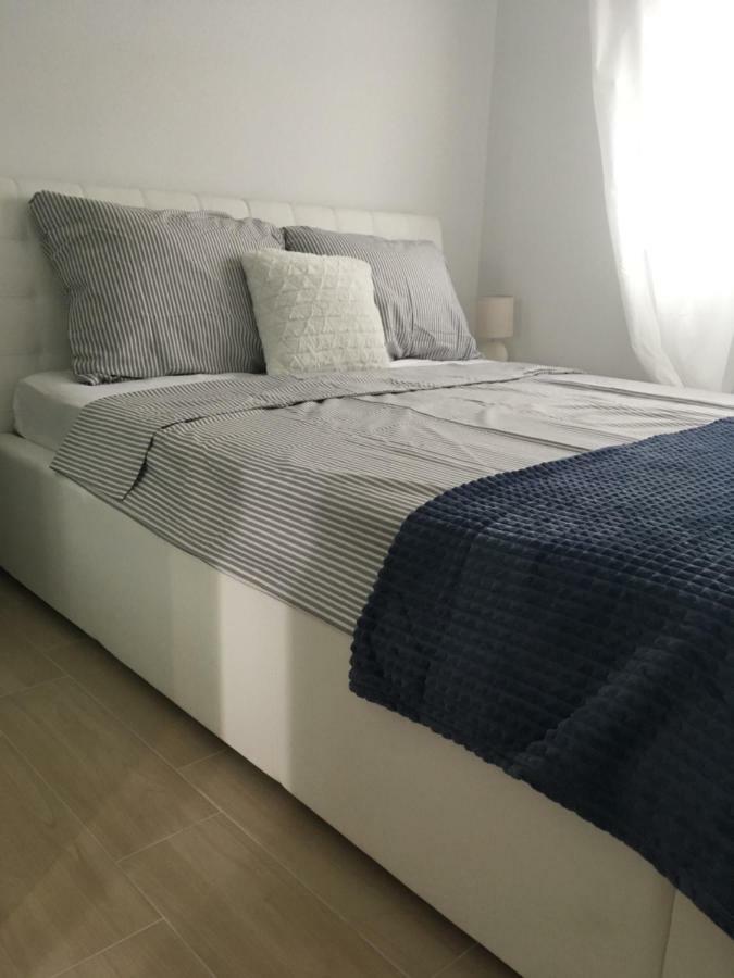 Luxury Apartments Vucinic Pirovac Exterior photo